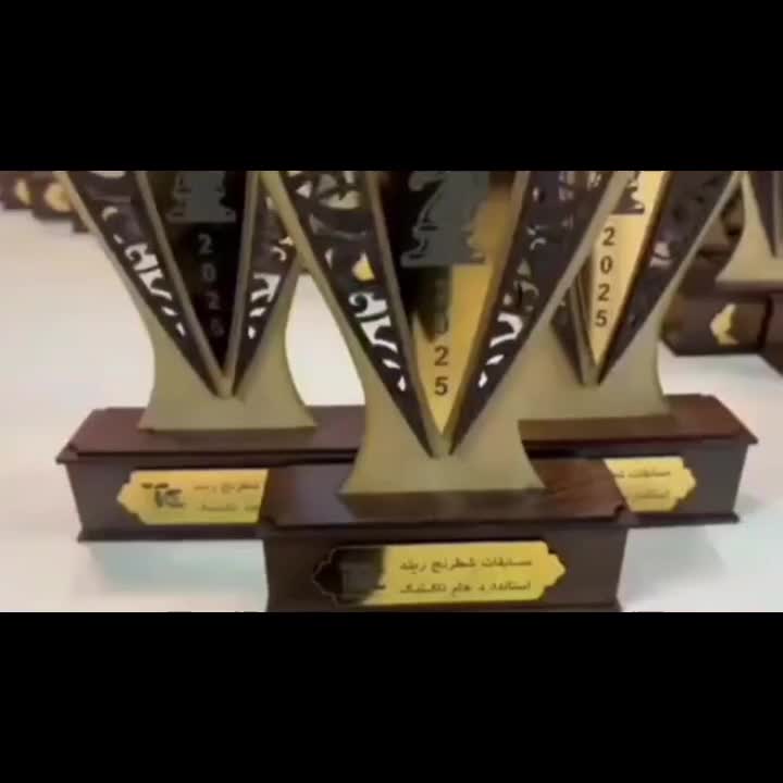 تندیس های مناسبتی و دانشجویی|مجسمه، تندیس، ماکت|مشهد, نوید|دیوار