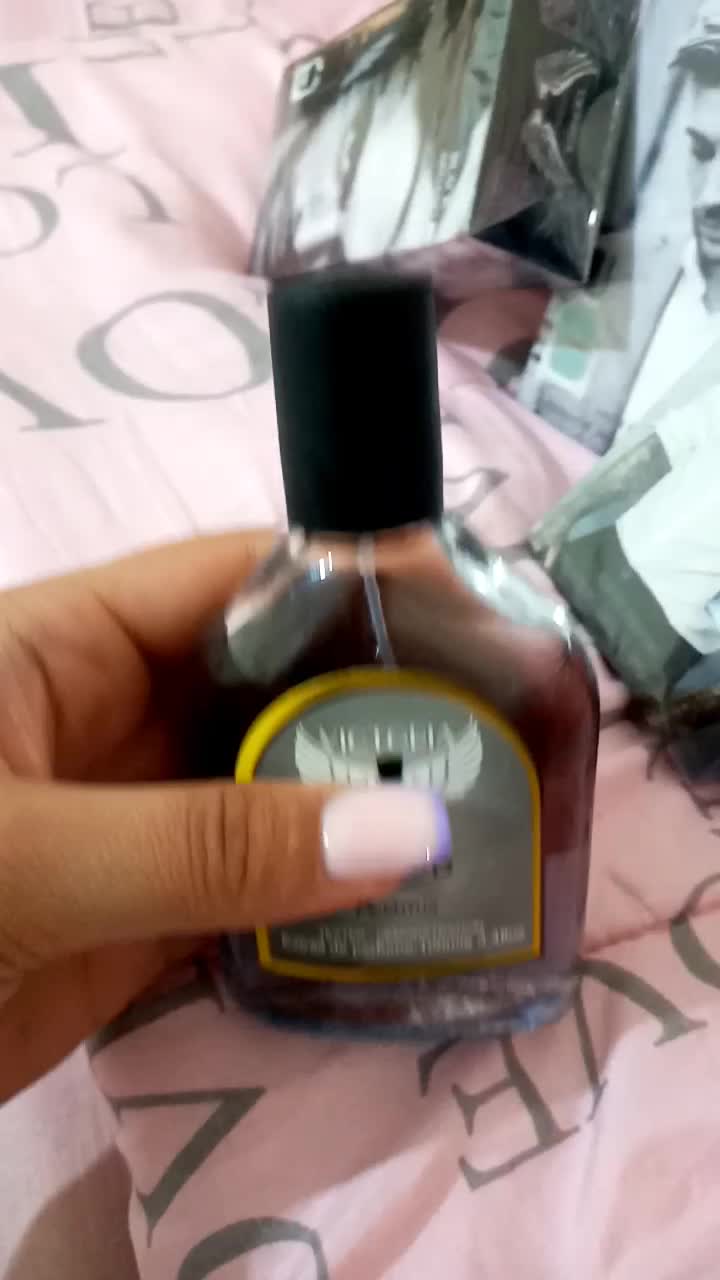 ادکلن اصل فقط ۱ میلیون|آرایشی، بهداشتی، درمانی|شاهینشهر, طالقانی|دیوار