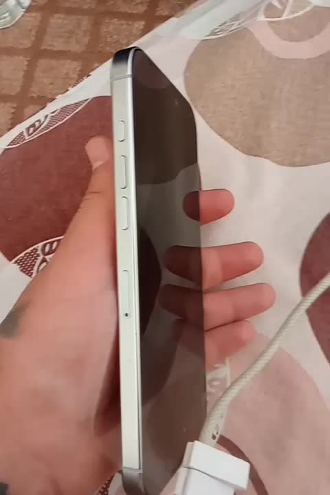 اپل iPhone 16 Pro Max با حافظهٔ ۲۵۶ گیگابایت صفره|موبایل|ایلام, |دیوار