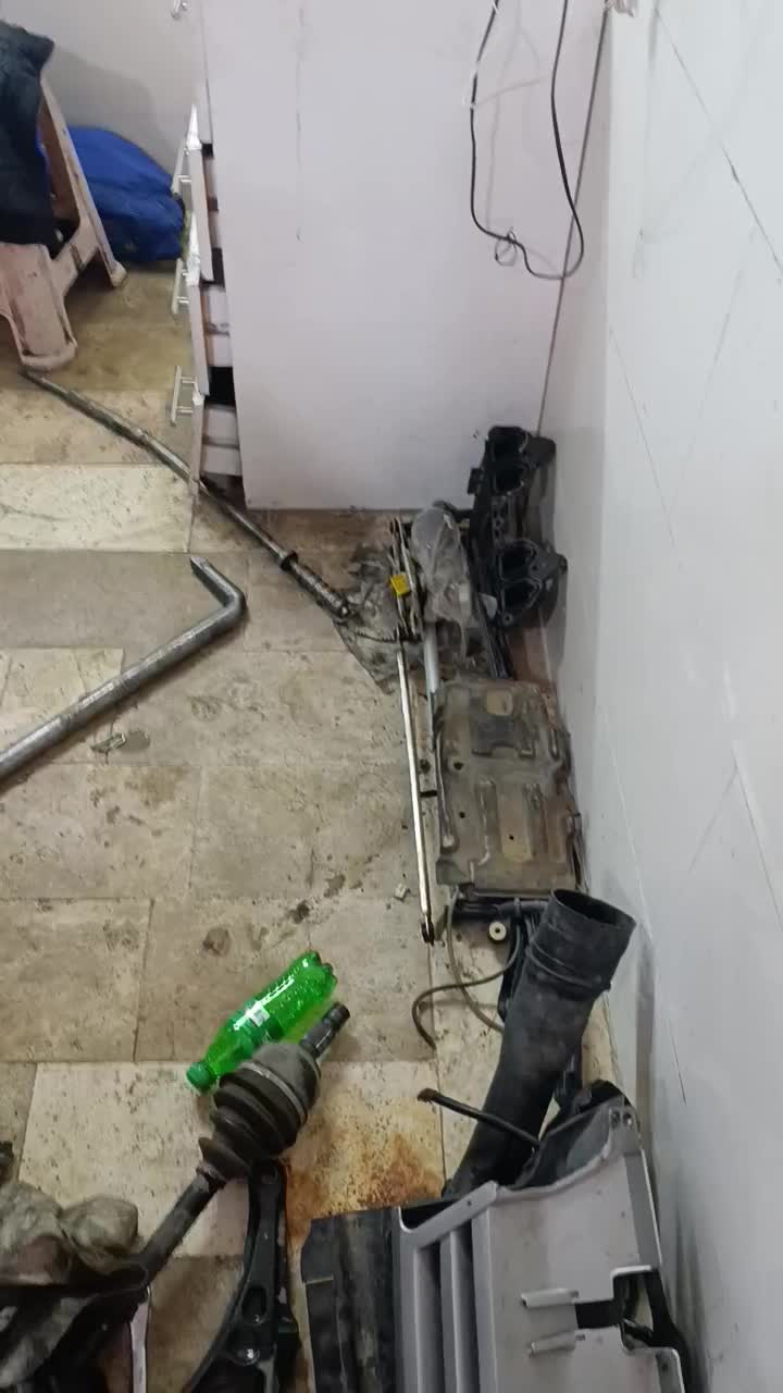 لوازم استوک پژو و پراید موجود هست|قطعات یدکی و لوازم جانبی|نیشابور, بنیاد شهید|دیوار