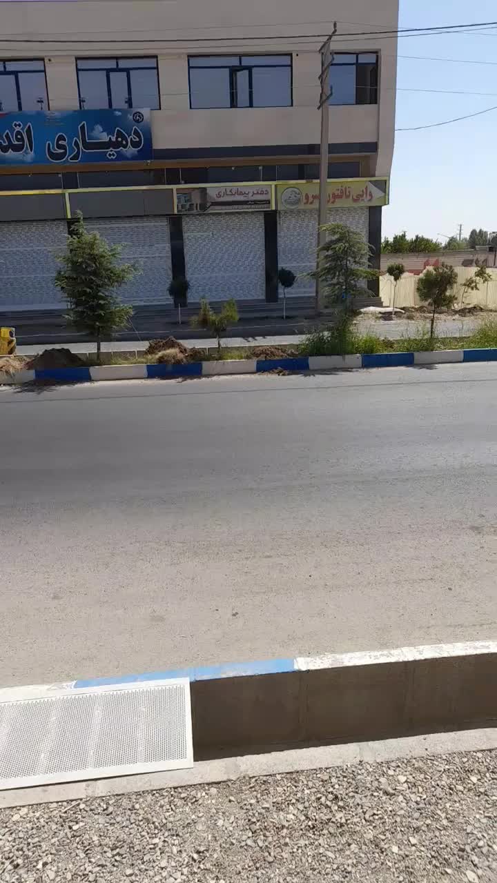 رهن اجاره چنددهنه مغازه ۴۰متری اقدسیه کردان سهیلیه|اجارهٔ مغازه و غرفه|چهارباغ, |دیوار