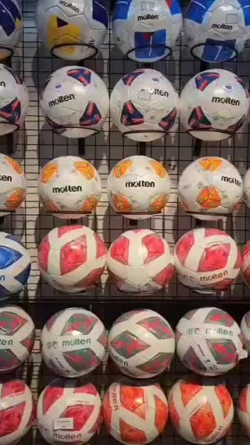 فروش انواع توپ فوتبال چمنی و سالنی|ورزش‌های توپی|اهواز, امانیه|دیوار