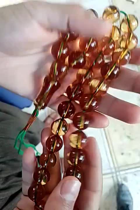 تسبیح قدیمی استاد یعقوب ادب بیش از 15سال قدمت|کلکسیون اشیاء عتیقه|جوانرود, |دیوار