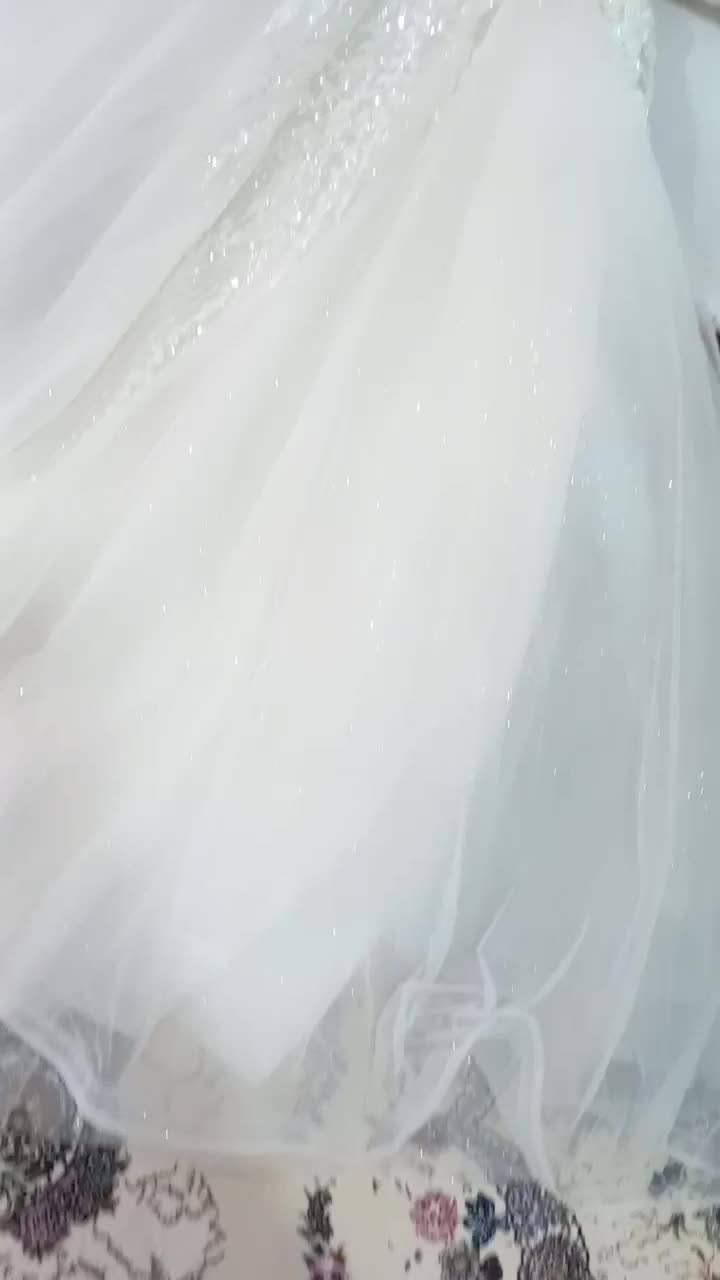 اجاره لباس عروس|لباس|صومعه‌سرا, |دیوار