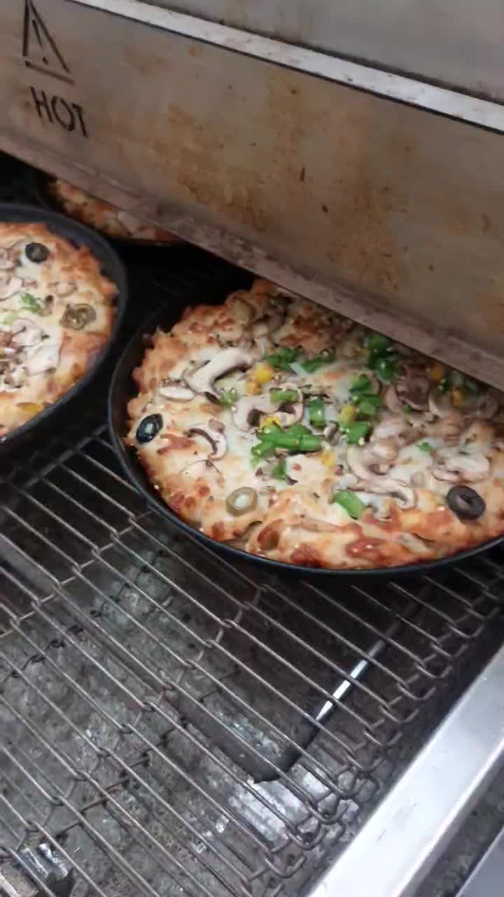 با خرید فقط یک پیتزا دو پیتزا ببرید|خوردنی و آشامیدنی|کاشان, زیدی|دیوار