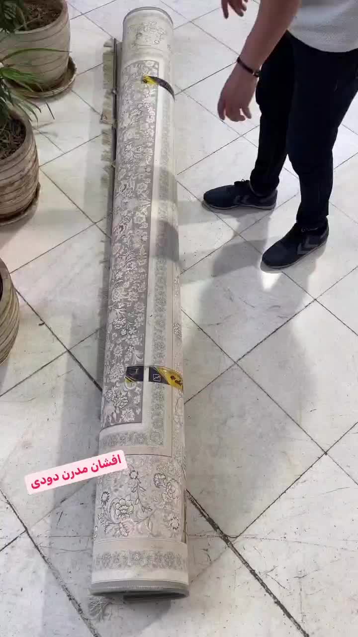 دو تخته فرش ۱۲۰۰ شانه ۹ متری|فرش|کرج, کوی گلها|دیوار