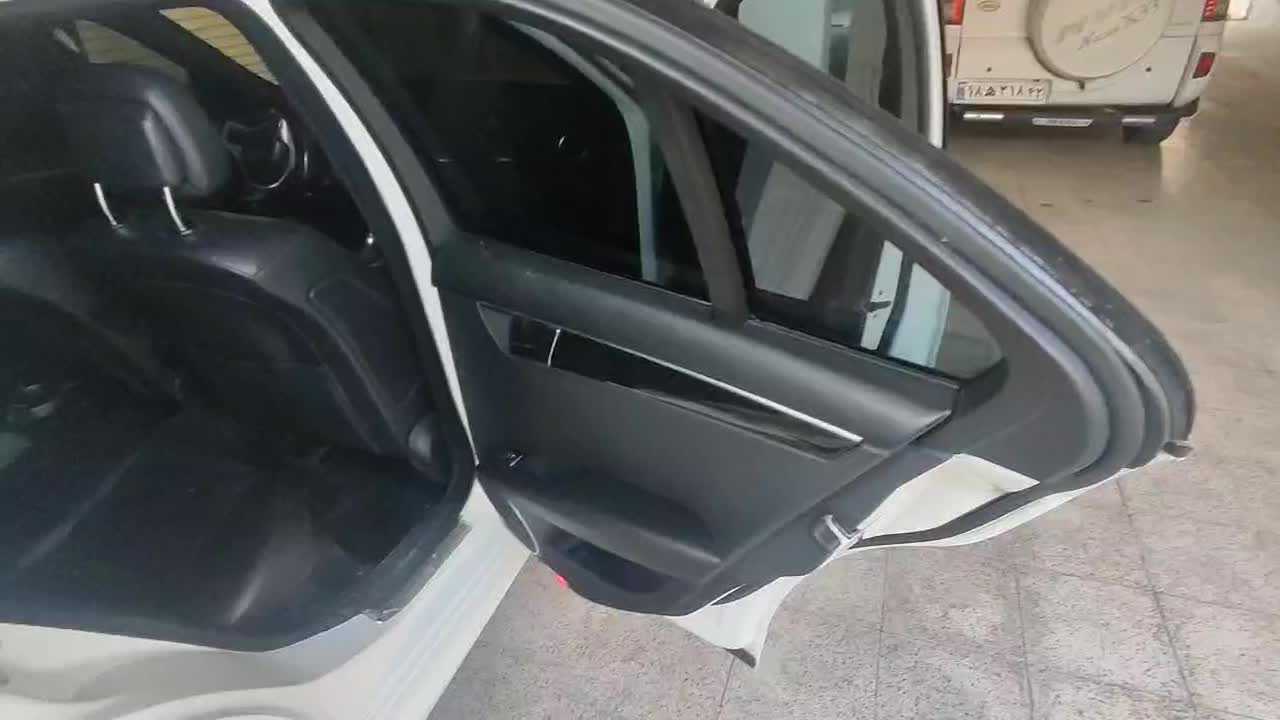 بنز c200 سفید|خودرو سواری و وانت|مشهد, هنرستان|دیوار
