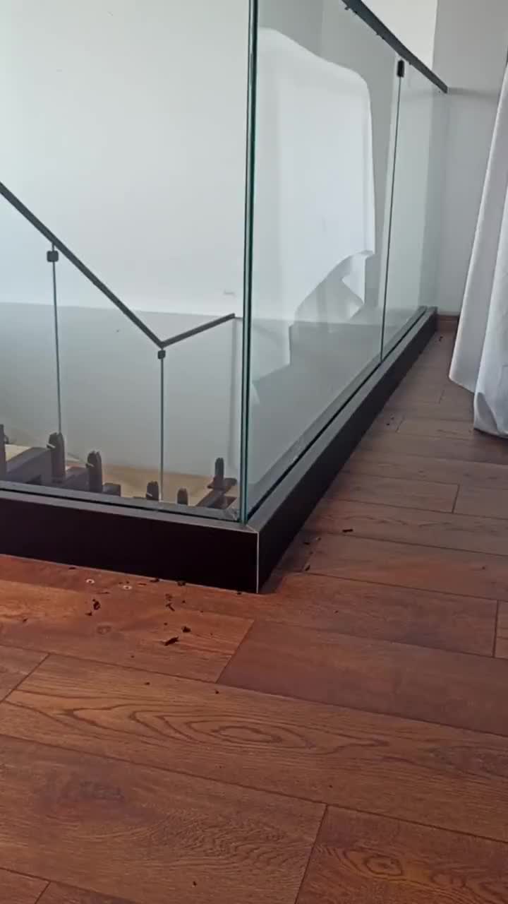 کابین حمام نرده پارتیشن سقف پنجره دوجداره شیشه ای|مصالح و تجهیزات ساختمان|تبریز, |دیوار