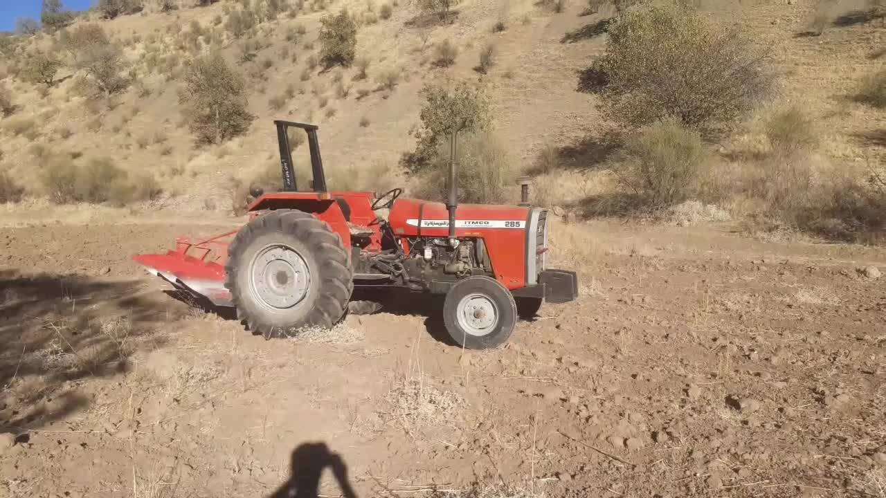 تراکتور فرگوسن ۲۸۵ مدل ۸۳ قیمت با ادوات|خودرو سنگین|کوهدشت, |دیوار