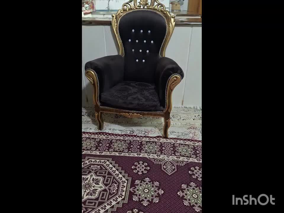 مبلمان سلطنتی|مبلمان خانگی و میز عسلی|اصفهان, آهنگران|دیوار