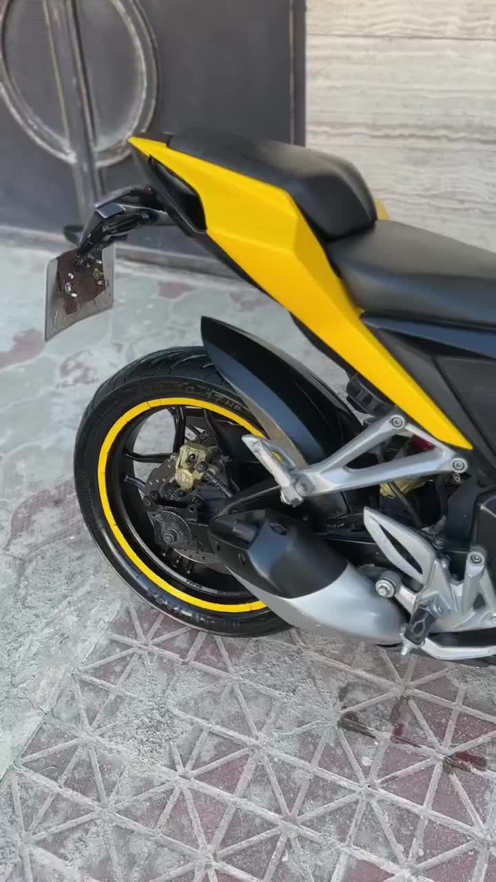 Rs200 ار اس ۲۰۰ خوش رخ|موتورسیکلت|شاهدشهر, |دیوار