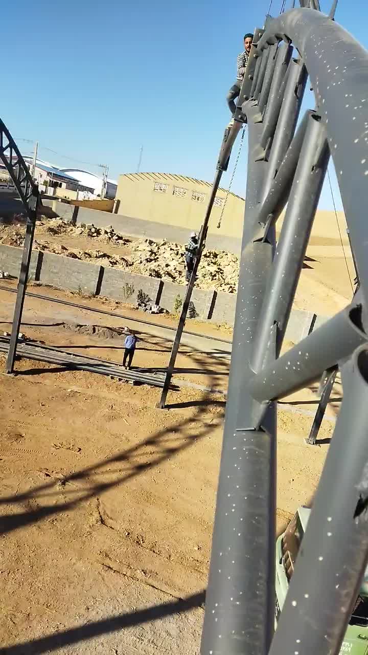 نصب وراه اندازی سقف شیروانی سوله (سبک سقف)|خدمات پیشه و مهارت|میاندوآب, |دیوار