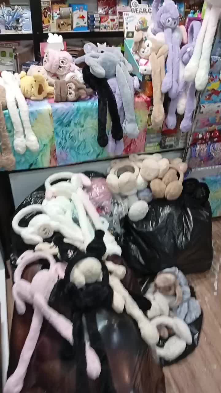 گوشگیر وارداتی(درجه 1)|لباس|مشهد, شهید بهشتی|دیوار