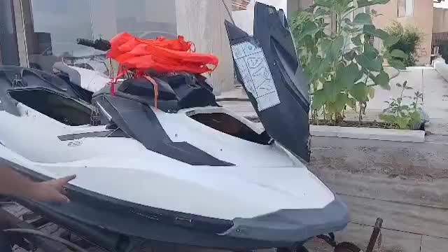 2 عدد جت اسکی زیر قیمت سرویس‌ها شده و مرتب|قایق و سایر وسایل نقلیه|تهران, درکه|دیوار