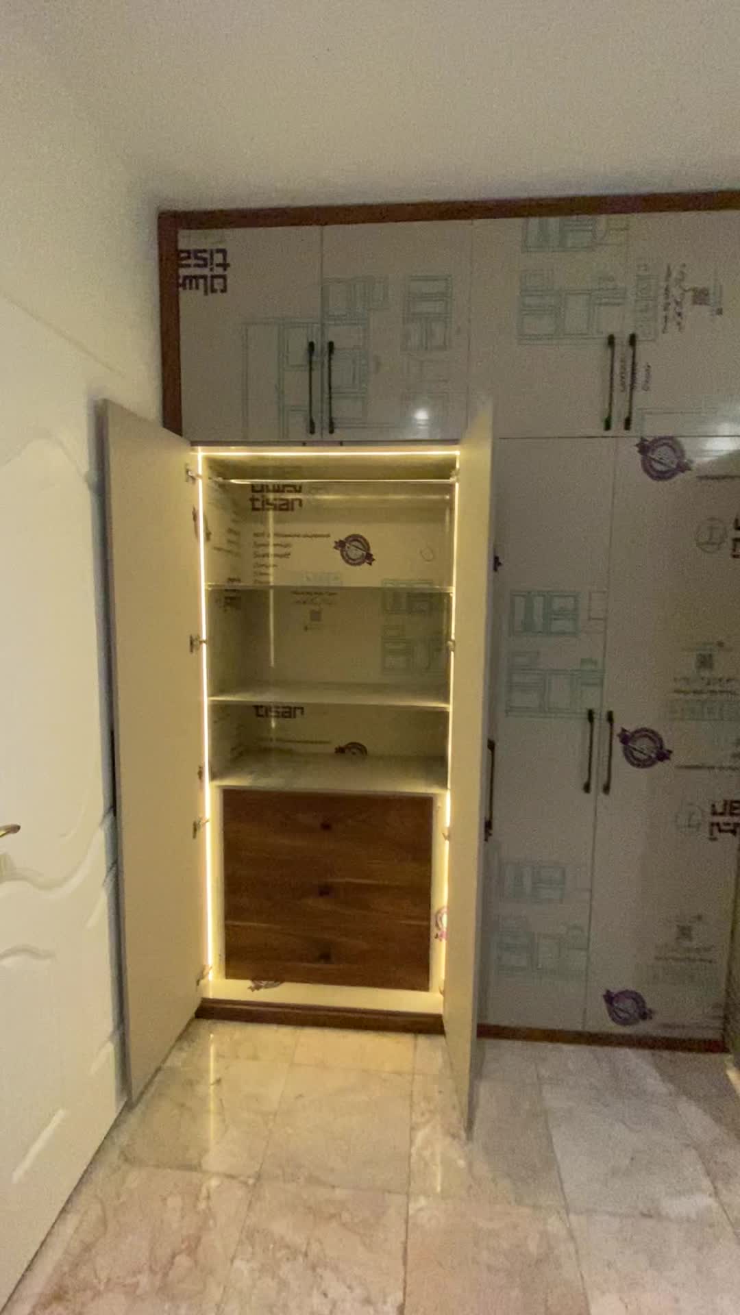کابینت کمددیواری پارتیشن جاکفشی قیمت مناسب|خدمات پیشه و مهارت|پاکدشت, پاکدشت (مامازند)|دیوار
