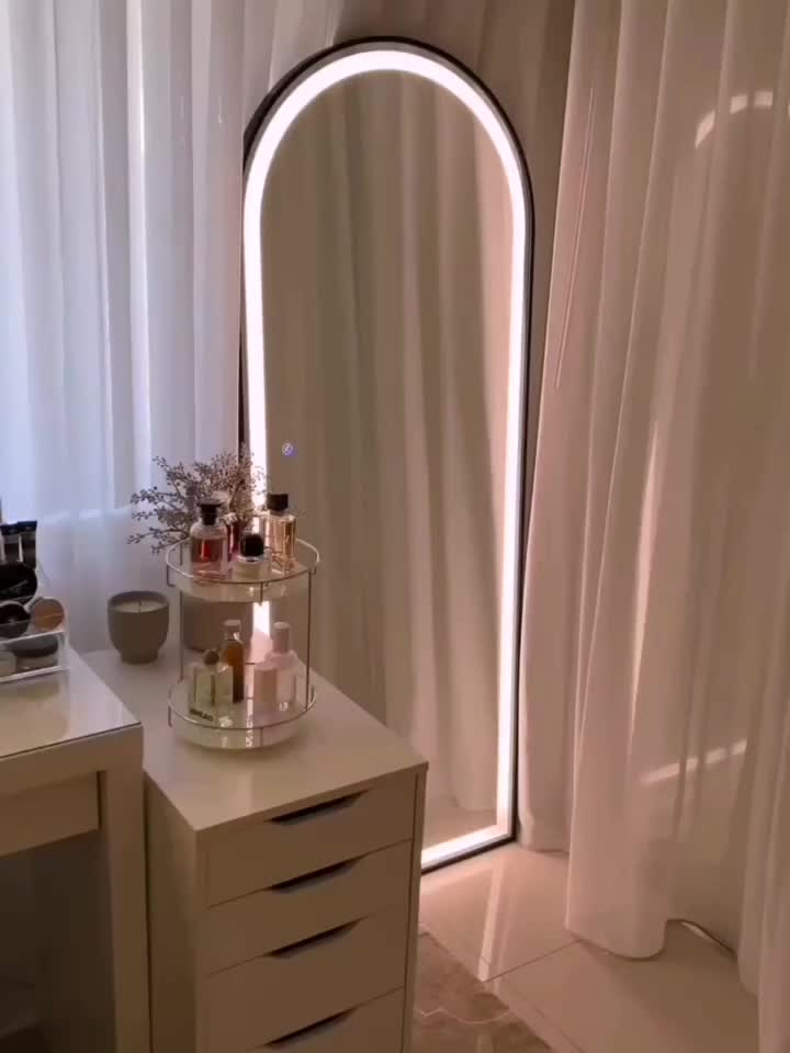 آینه ساده، پنجره ای، دفرمه با نورپردازی شهرآرا|آینه|دورود, |دیوار