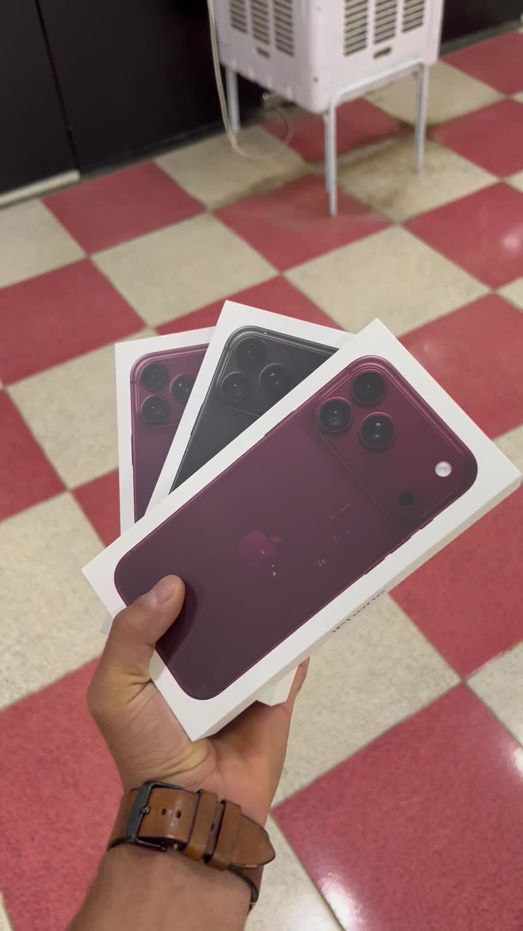 Iphone 18 pro max 256g not|موبایل|بانه, |دیوار