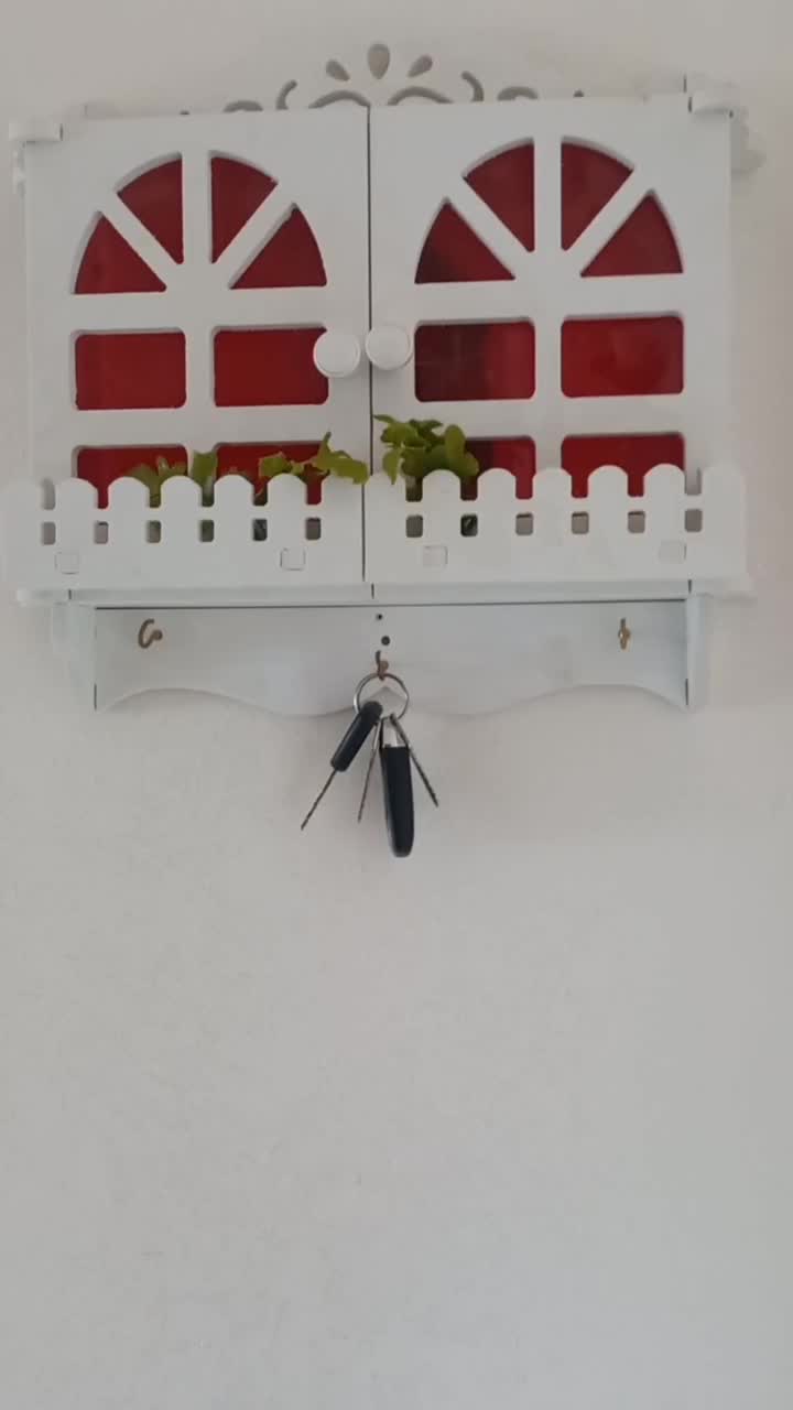 فروش شلف پوشانند جعبه فیوز برق و ۳ عدد آینه گرد|صنایع دستی و سایر لوازم تزئینی|شهرکرد, |دیوار