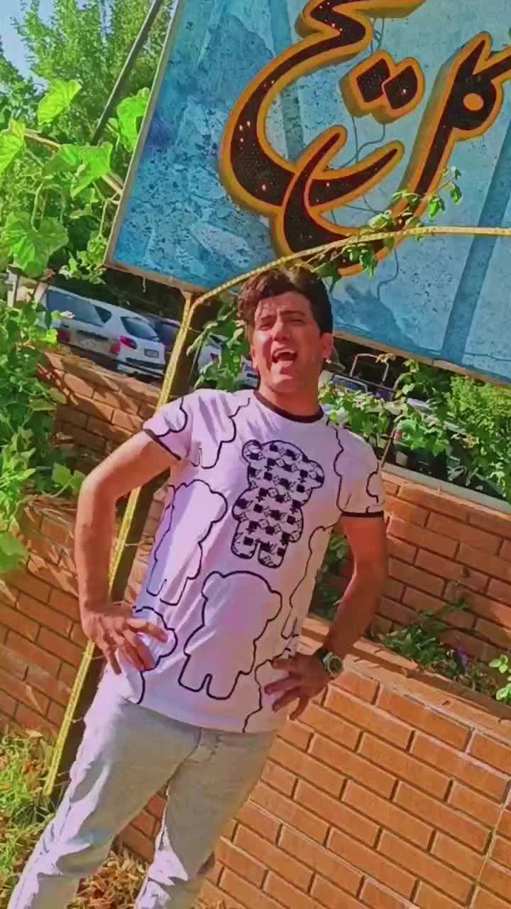 استخدام کارگر ساده و قلیان زن برای کافه بند|استخدام خدمات فروشگاه و رستوران|ارومیه, |دیوار