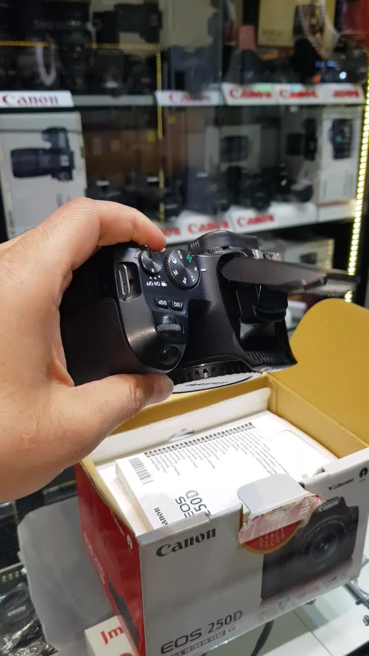 canon 250d body|دوربین عکاسی و فیلم‌برداری|مشهد, سراب|دیوار