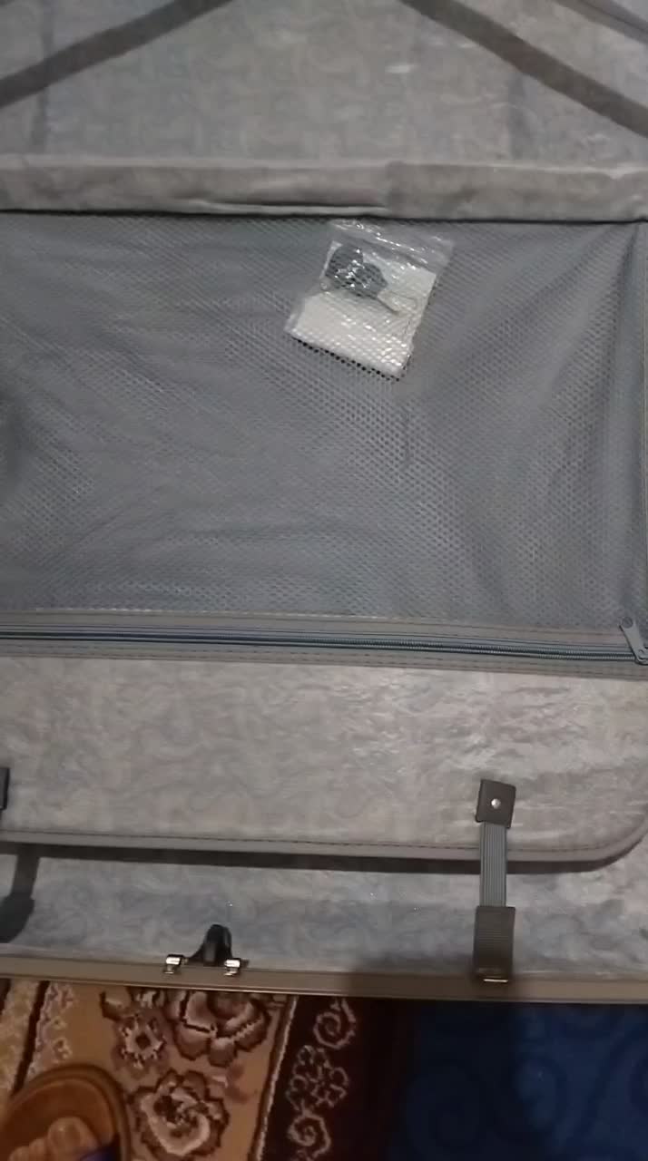 چمدان|کیف، کفش، کمربند|قم, گلزار|دیوار