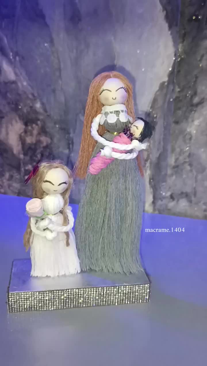 عروسک|اسباببازی|کرج, حصارک بالا|دیوار