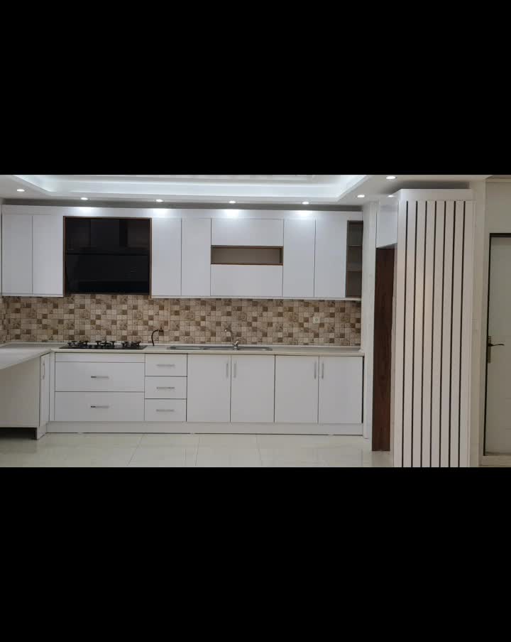 آپارتمان ۱۳۰ متری/۳ خوابه/تک واحدی/چهارراه گلسار|فروش آپارتمان|رشت, گلسار|دیوار