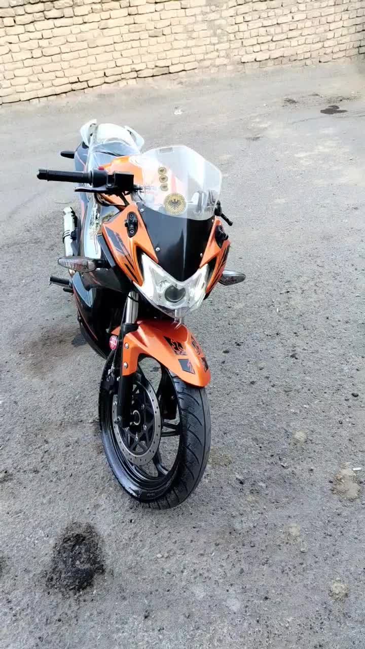 مگلی نارنجی استسنایی|موتورسیکلت|تربتحیدریه, سرمحله|دیوار