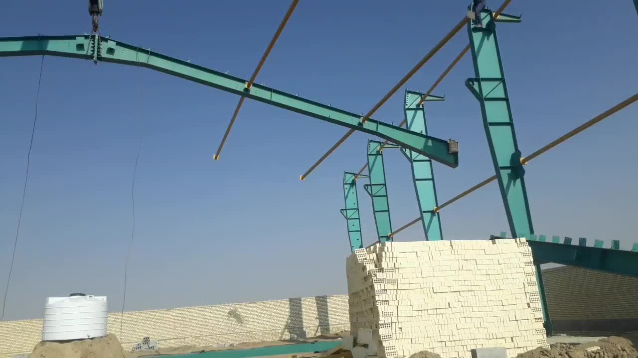 نصب سوله پوشش سقف شیروانی جوشکاری و تعمیرات|خدمات پیشه و مهارت|نجف‌آباد, نجف‌آباد|دیوار