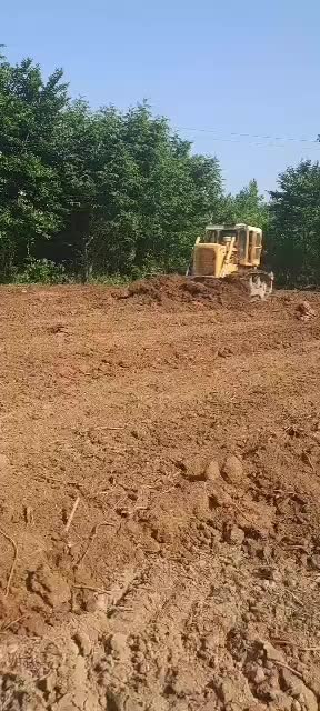 خاکبرداری تسطیح و تامین شن و ماسه|خدمات حمل و نقل|رشت, لاکان|دیوار