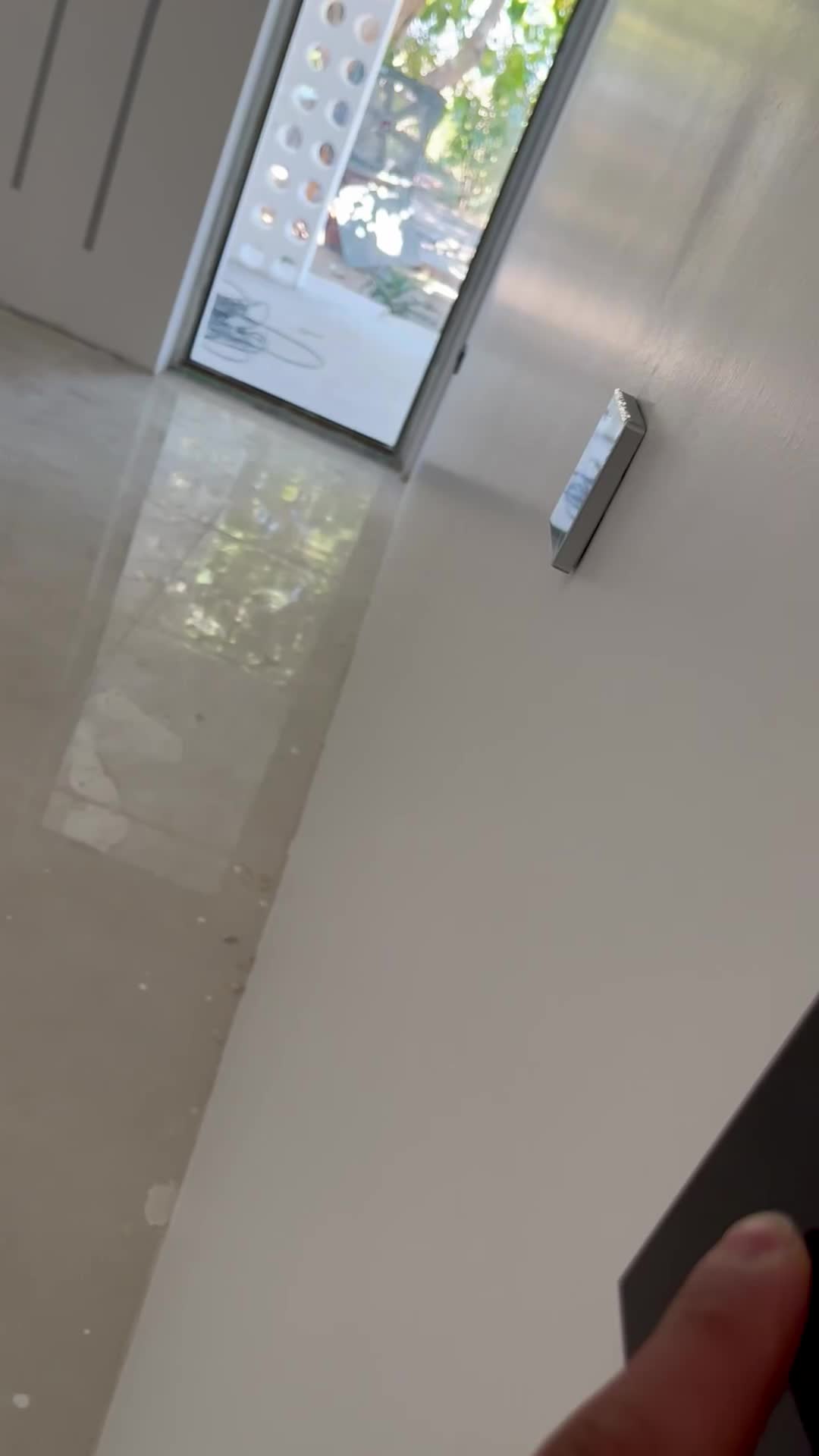 لاینر-لاین لایت-لاین نوری|لامپ و چراغ|اندیشه, اندیشه فاز ۳|دیوار