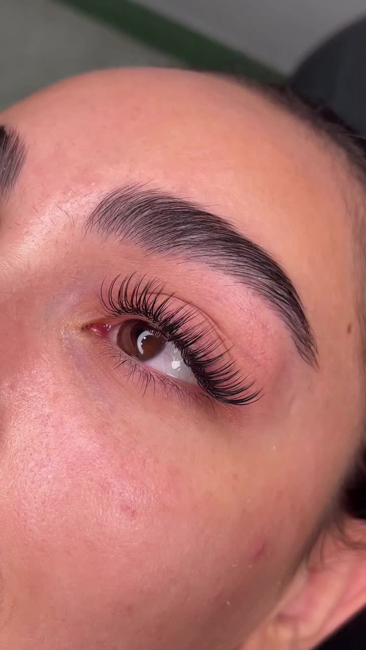 مدل مژه حرفه ای|خدمات آرایشگری و زیبایی|تهران, فلسطین (میدان انقلاب)|دیوار