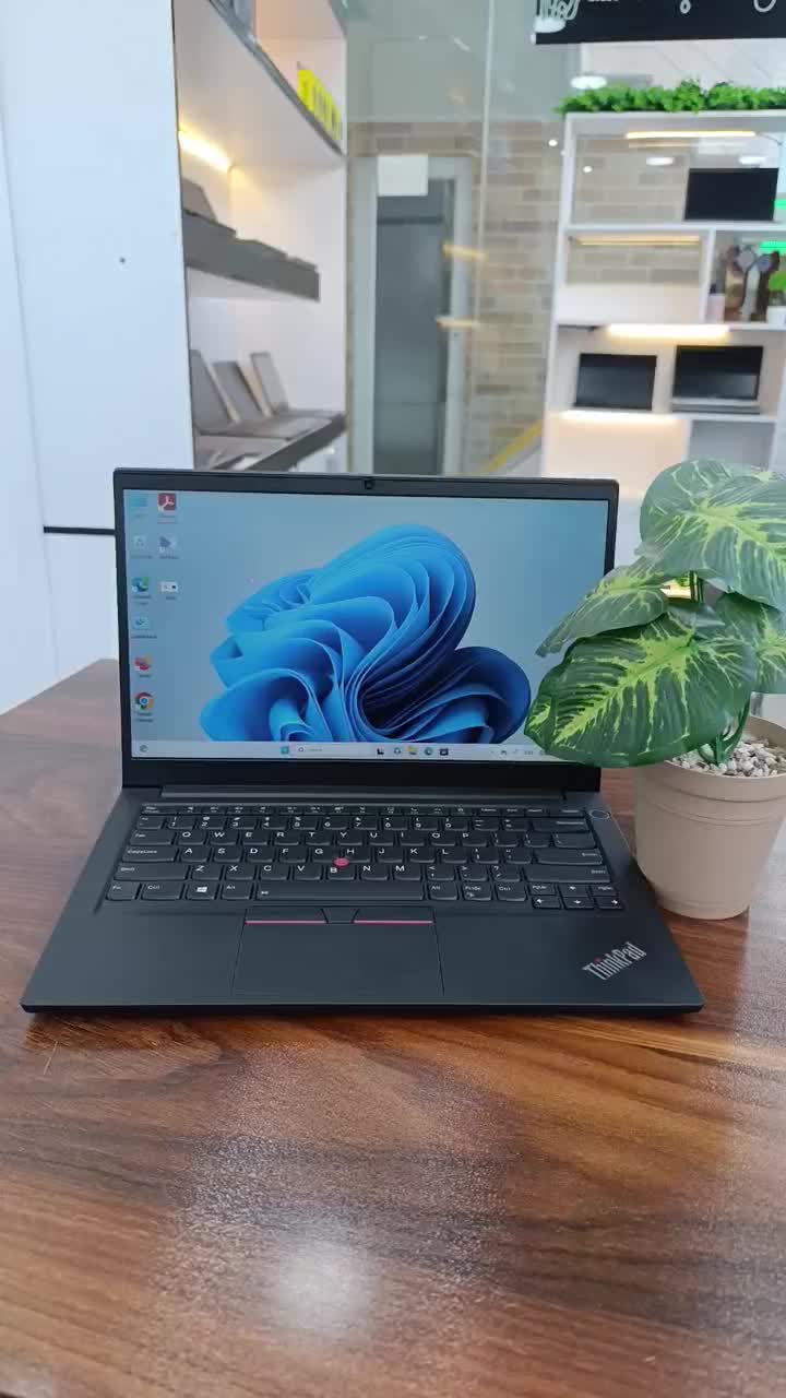 لپ تاپ لنوو نسل ۱۱ رم ۱۶ مشابه نو شرایط ۱ ساله|رایانه همراه|کاشان, میدانگاه آقا|دیوار