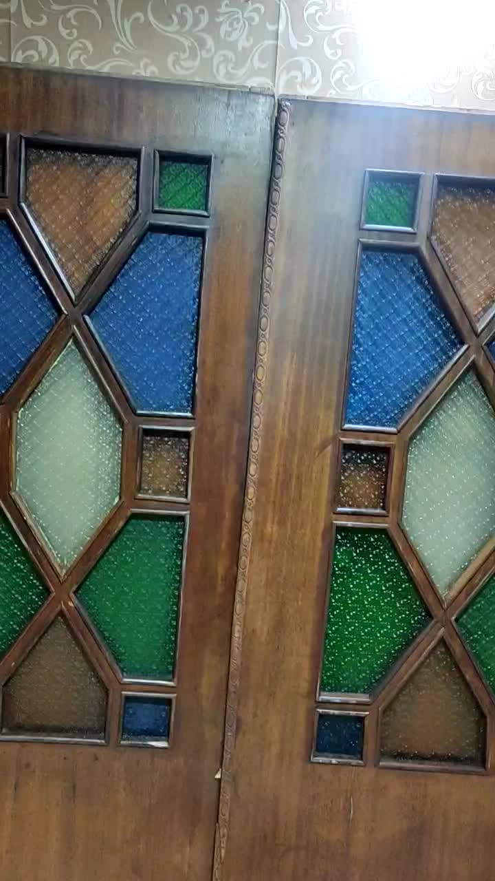 درب چوبی شیشه رنگی|کلکسیون اشیاء عتیقه|قزوین, |دیوار