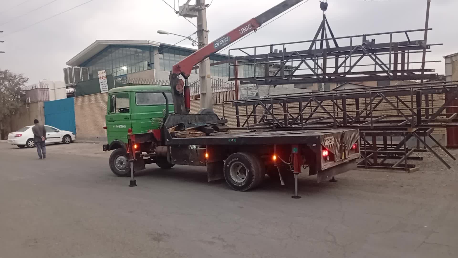 جرثقیل محمدی|خدمات حمل و نقل|فردیس, نیروگاه برق|دیوار