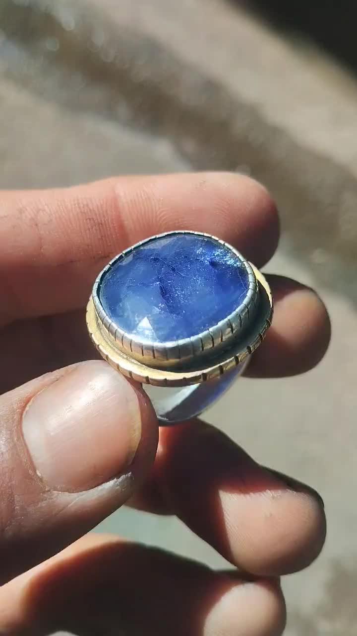 یاقوت کبود معدنی|جواهرات|نهاوند, |دیوار