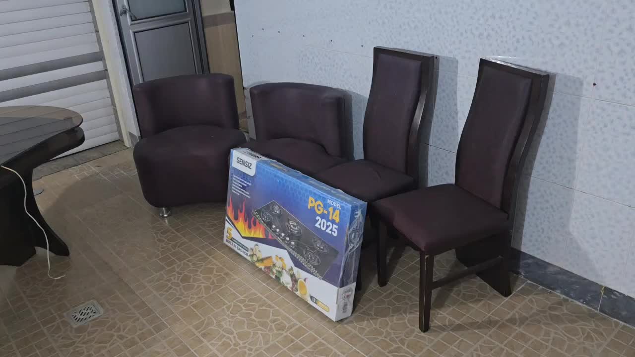 میز و صندلی غذاخوری در حد نو شش/۶ نفره|میز و صندلی غذاخوری|مرند, |دیوار