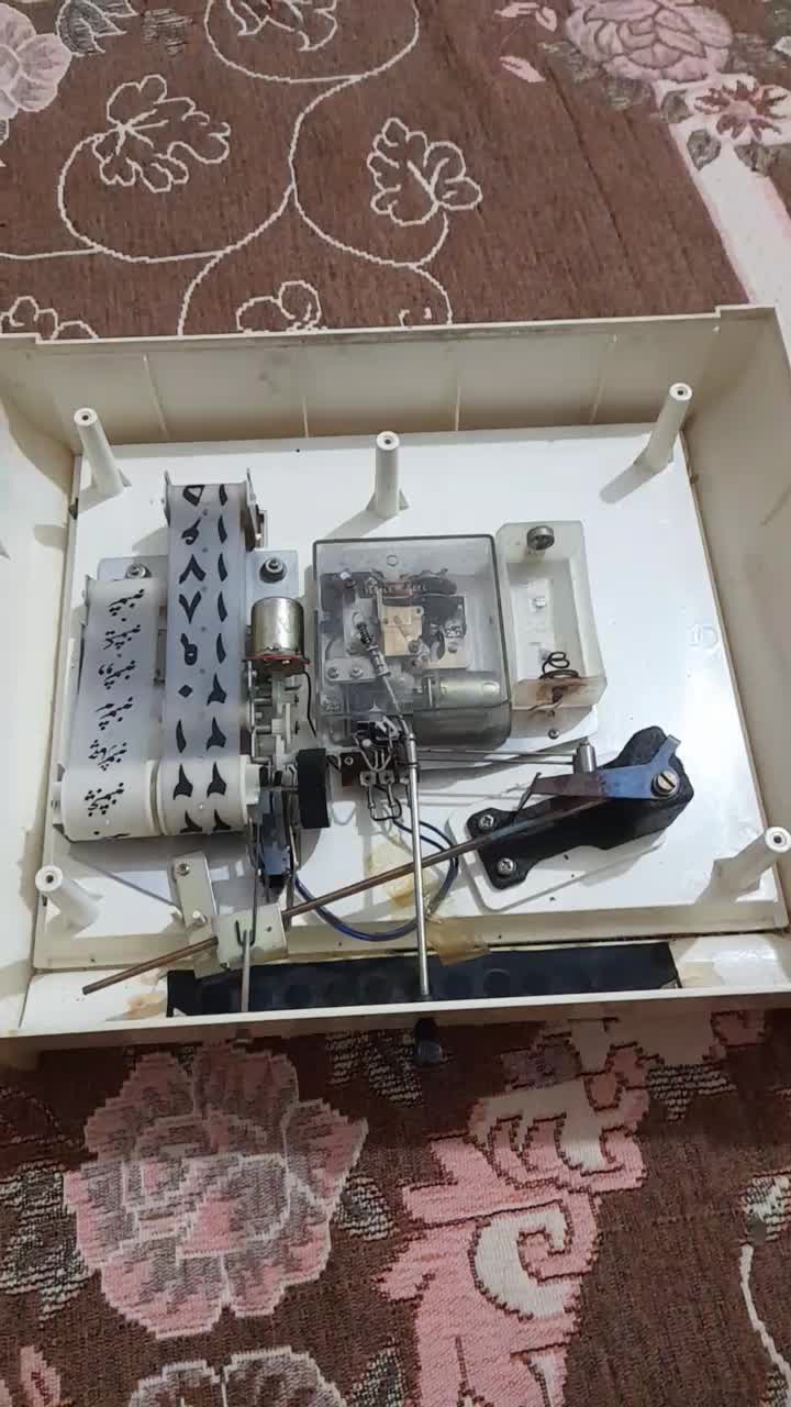 ساعت خیلی قدیمی سالم|ساعت|قزوین, |دیوار