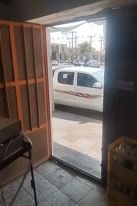 یک مغازه فلافلی و ساندویچی در فلکه خاش|فروشگاه و مغازه|ایرانشهر, |دیوار