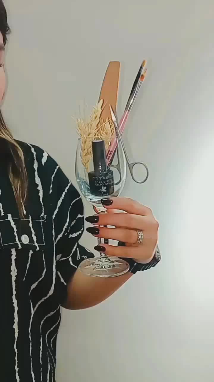 کاشت ناخن و(آموزش کامل صفرتاصد)|خدمات آرایشگری و زیبایی|سبزوار, هفت تیر|دیوار