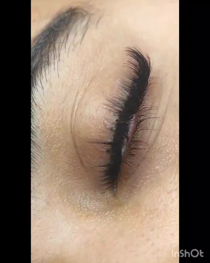 اکستنشن و کاشت تخصصی مژه، لیفت و لمینت مژه و ابرو|خدمات آرایشگری و زیبایی|قم, باجک دو|دیوار