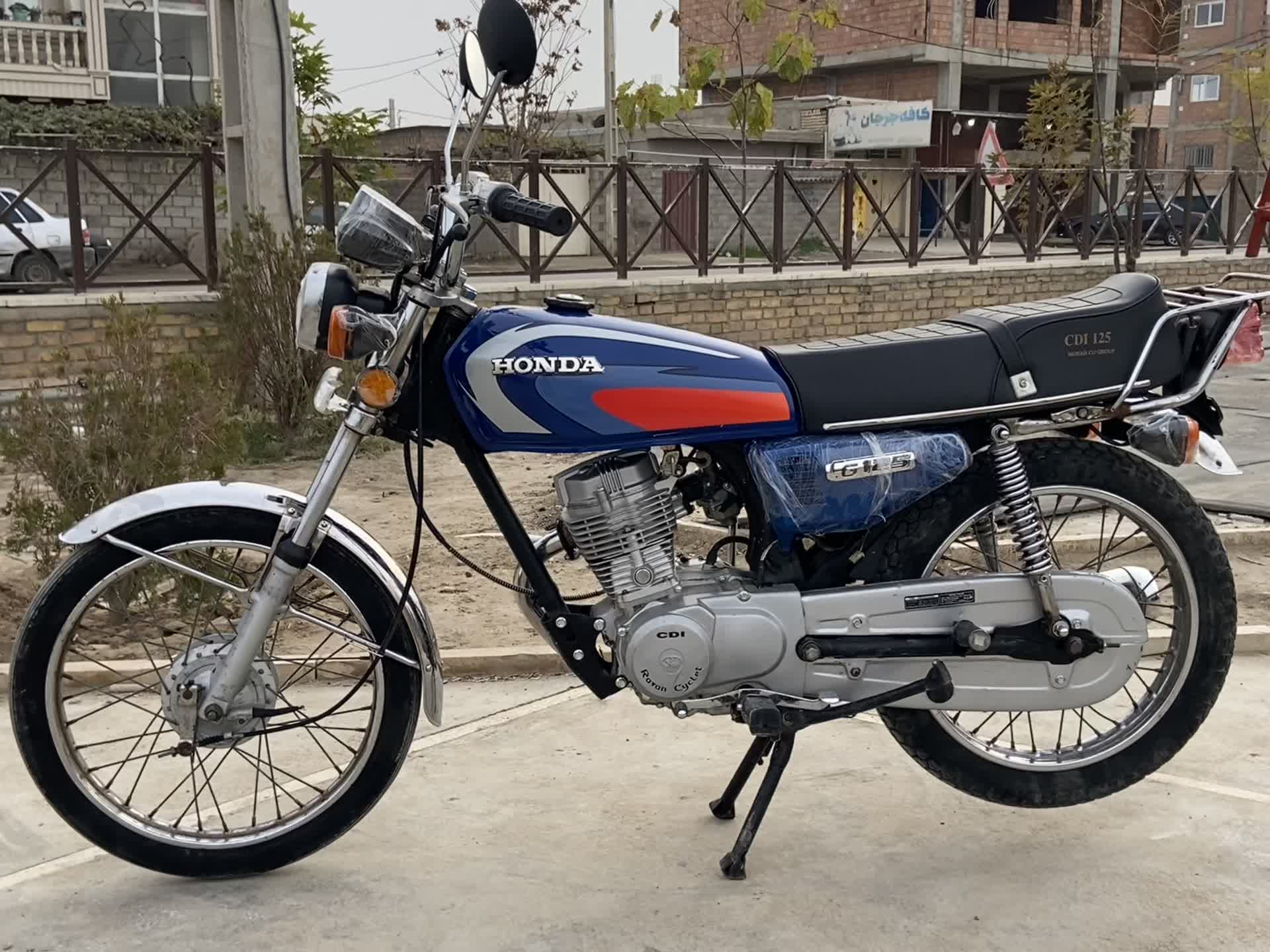 یک عدد موتور هندا ۱۲۵مزایده|موتورسیکلت|گنبد کاووس, |دیوار