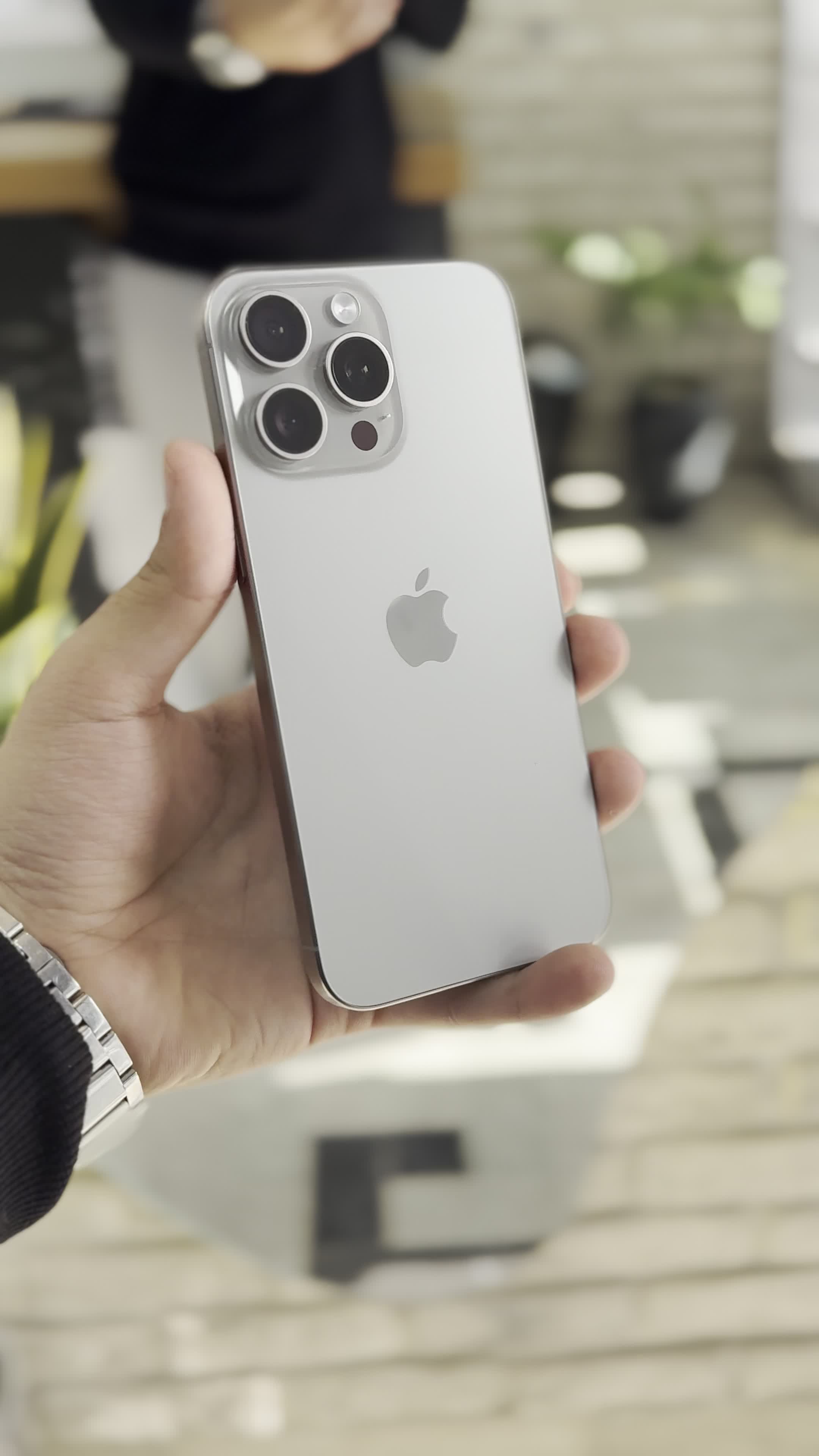 ۱۵ پرومکس ۵۱۲ پک اصلی|موبایل|مشهد, احمدآباد|دیوار