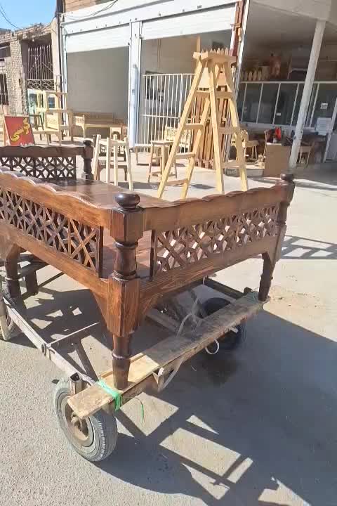 کرسی چوبی وتخت چوبی مازندران|مبلمان خانگی و میز عسلی|یزد, |دیوار