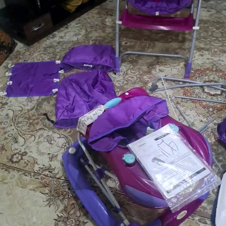 تخت پارک کودک خارجی|اسباب و اثاث بچه|شیراز, مسلم|دیوار