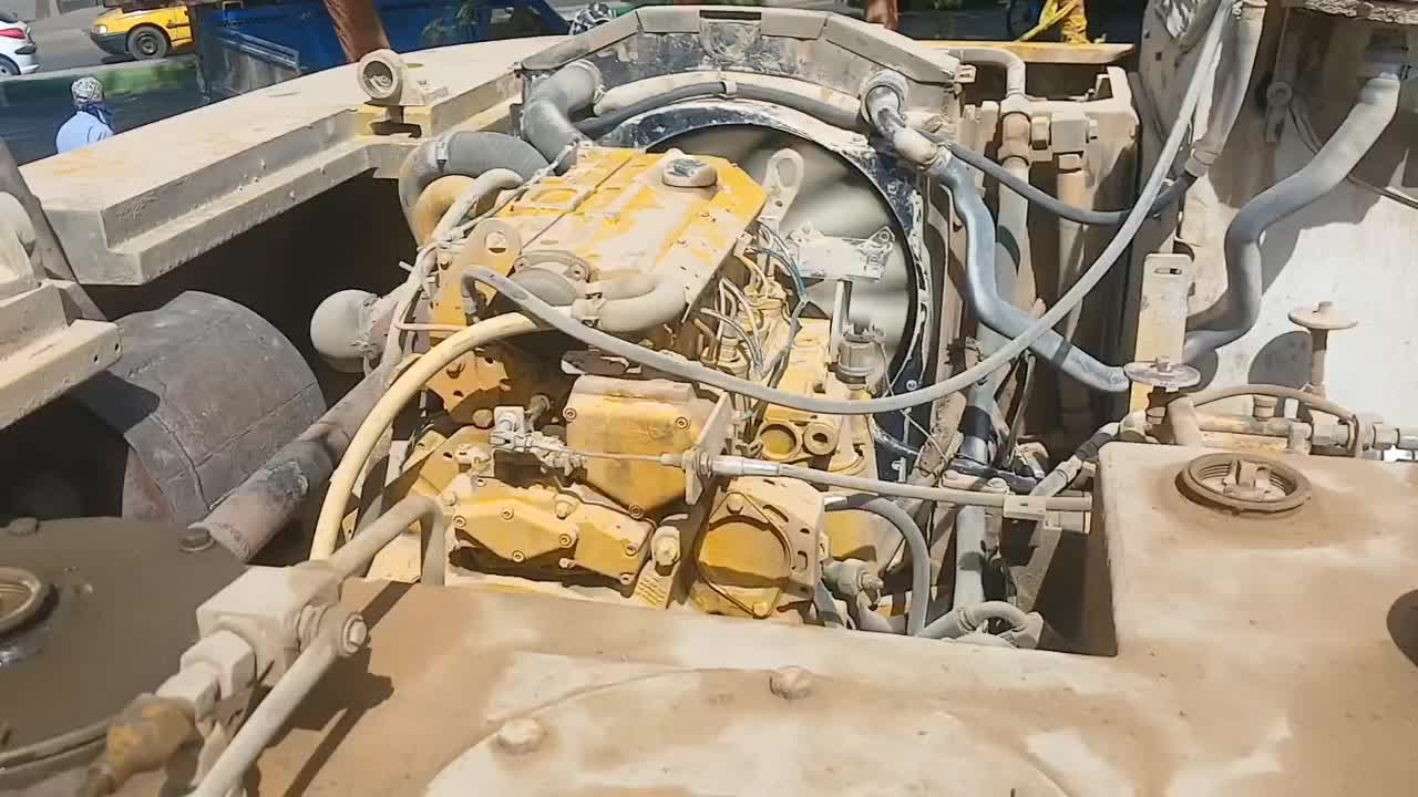 موتور دویتس 4 سیلندر آب خنک 1012|خودرو سنگین|شاهرود, |دیوار