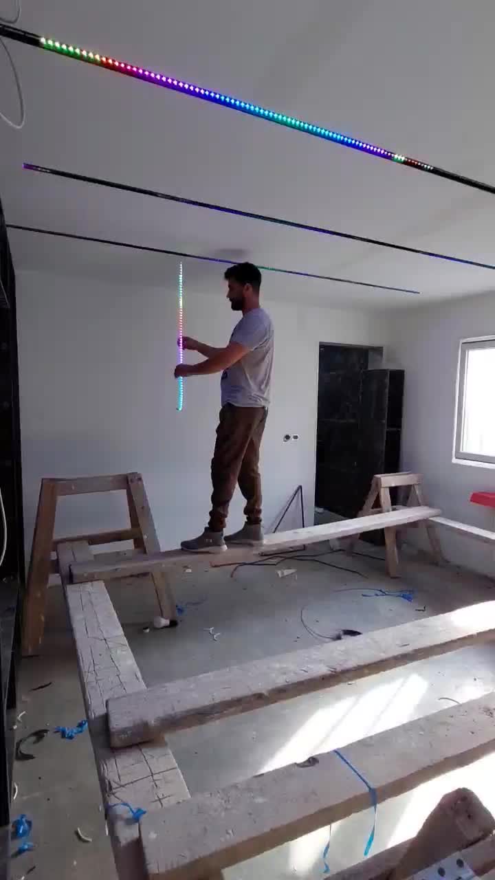 برقکار لاینر و ...|خدمات پیشه و مهارت|بندر انزلی, معلم|دیوار