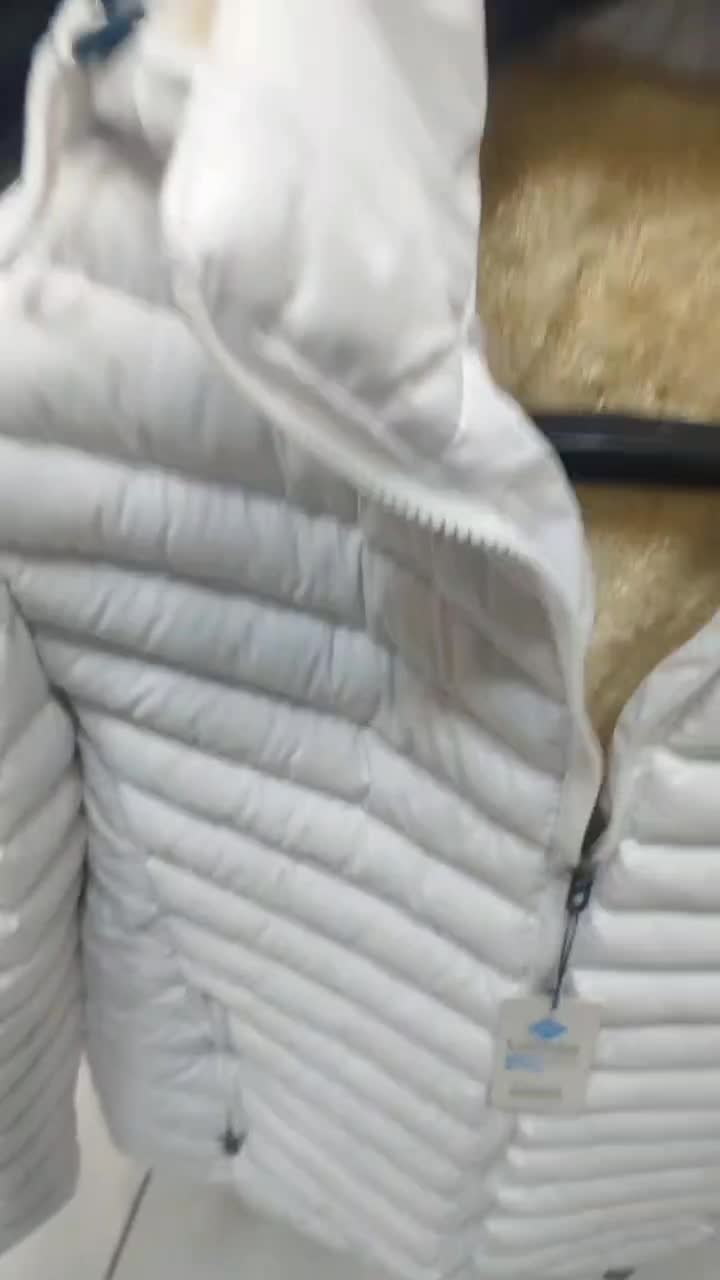 دو مدل کاپشن سیلیکونی داخل خز خارجی پشم شیشه بالا|لباس|بیرجند, |دیوار