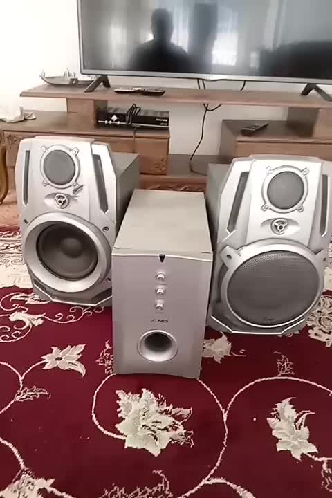 اسپیگر  تمیز صدای عالی|سیستم صوتی خانگی|شاهین‌شهر, برخوار غرب|دیوار