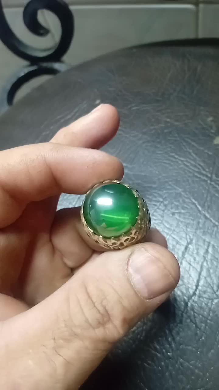 یاقوت‌استارسبزاصلی‌‌‌کمیاب‌‌کمیاب|کلکسیون اشیاء عتیقه|قم, بکایی|دیوار